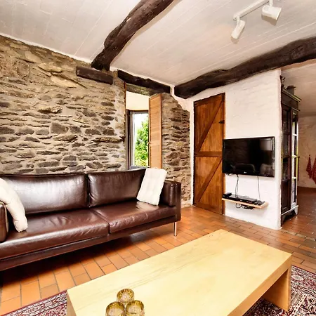 Romantic House In The Ardennes 別荘